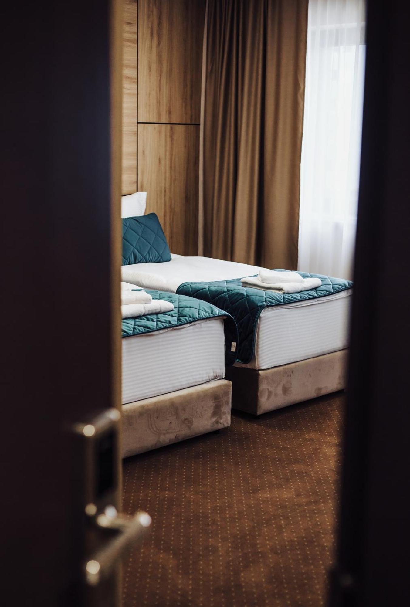Hotel Brcko Gas Sarajevo Lukavica المظهر الخارجي الصورة