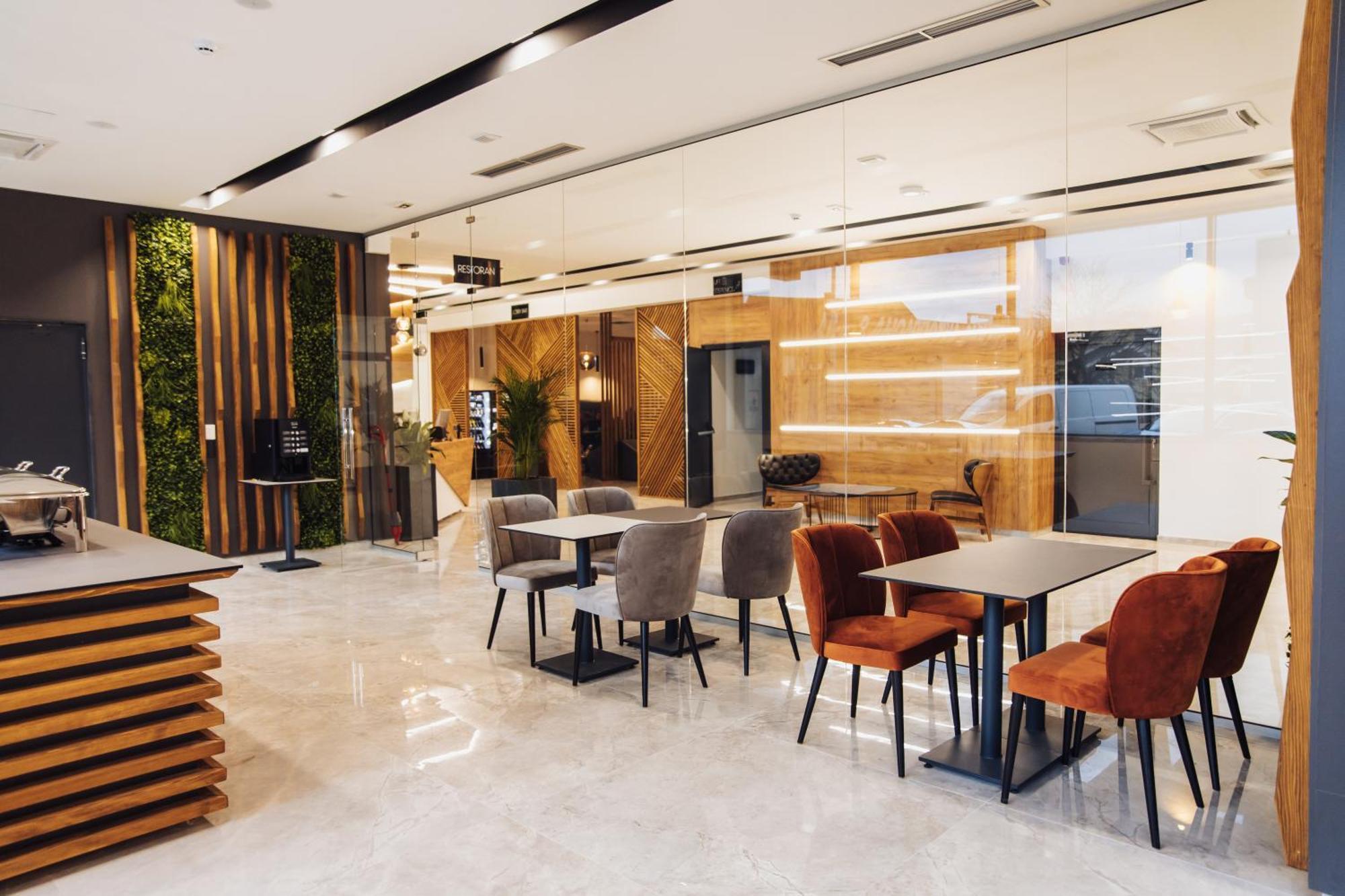 Hotel Brcko Gas Sarajevo Lukavica المظهر الخارجي الصورة